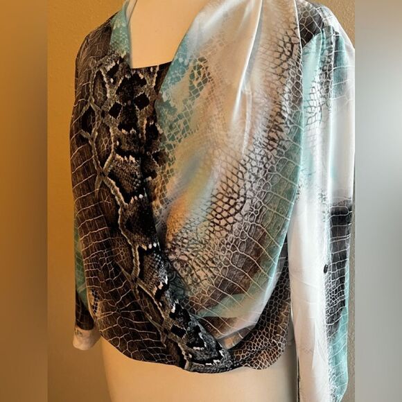 Alfani 2P reptile print blouse - Picture 2 of 7